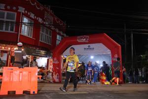 BIB: 4762
                            <button type="button" onclick="openModal(26262869)" class="btn btn-primary btn-sm float-right btn-popup" data-toggle="modal" data-target=".modal-high-quality">
                        <i class="fas fa-shopping-cart"></i> Add to Cart
                    </button>
                                            <button type="button" onclick="isThisMe(26262869, true)" class="btn btn-success btn-sm float-right btn-popup btn-isme hidden" data-toggle="tooltip" data-placement="bottom" title="นี่คือรูปของคุณใช่ไหม คลิกที่นี่เพื่อเอาเข้าอัลบั้ม">
                        <i class="fas fa-plus"></i> Add to album
                    </button>
                    <button type="button" onclick="isThisMe(26262869, false)" class="btn btn-warning btn-sm float-right btn-popup btn-isnotme hidden">
                        <i class="fas fa-ban"></i> Remove from album
                    </button>